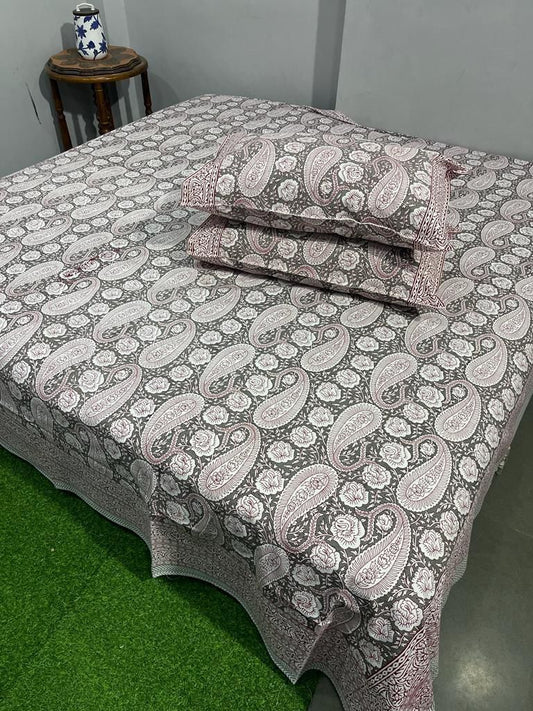 Handcrafted Jaipuri Look Cotton Double Bedsheet with 2 Reversible Pillow Covers