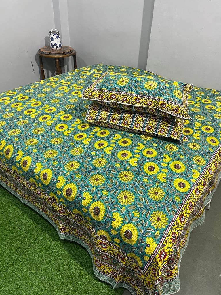 Handcrafted Jaipuri Look Cotton Double Bedsheet with 2 Reversible Pillow Covers