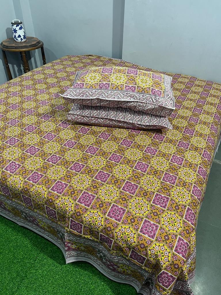 Handcrafted Jaipuri Look Cotton Double Bedsheet with 2 Reversible Pillow Covers