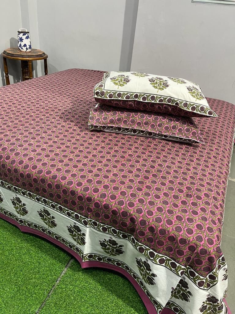 Handcrafted Jaipuri Look Cotton Double Bedsheet with 2 Reversible Pillow Covers