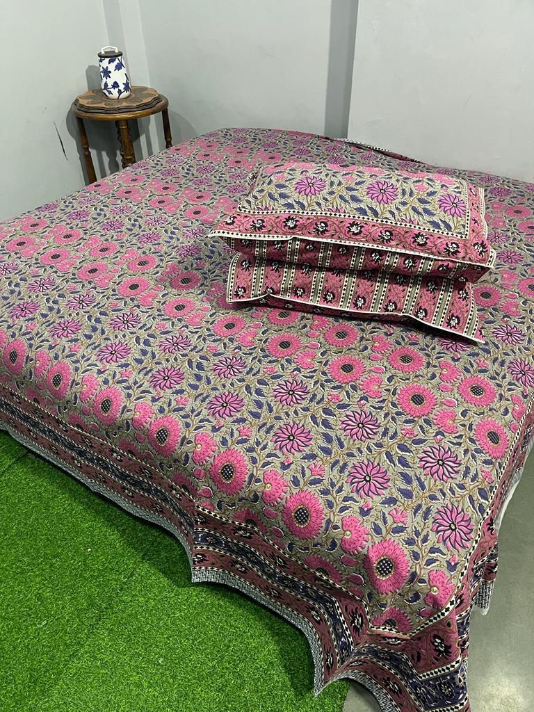 Handcrafted Jaipuri Look Cotton Double Bedsheet with 2 Reversible Pillow Covers