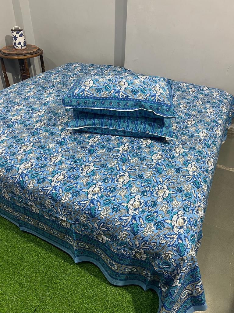 Handcrafted Jaipuri Look Cotton Double Bedsheet with 2 Reversible Pillow Covers