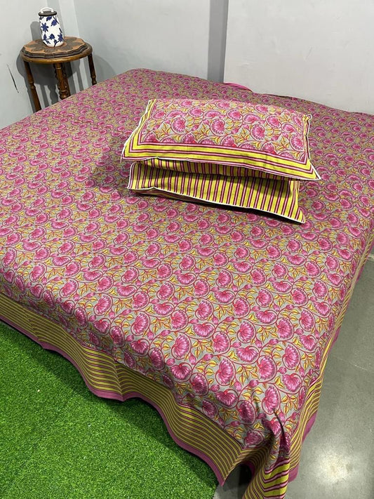 Handcrafted Jaipuri Look Cotton Double Bedsheet with 2 Reversible Pillow Covers