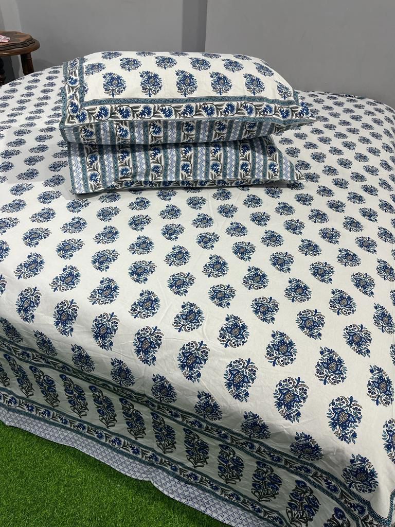 Handcrafted Jaipuri Look Cotton Double Bedsheet with 2 Reversible Pillow Covers