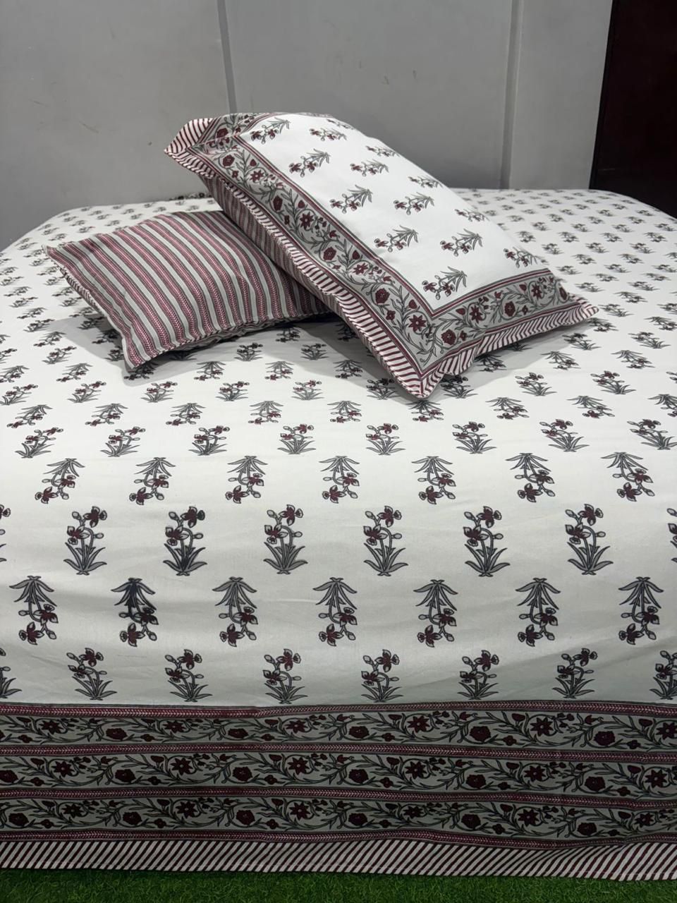 Premium South Cotton Murgan Fabric King Size Bedsheet