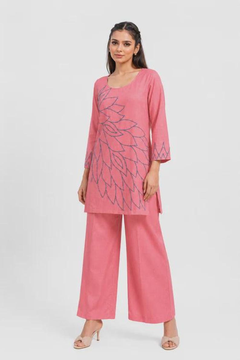 Coral Pink Mal Cotton Co Ord Set With Floral Embroidery