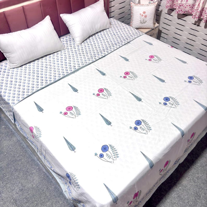 Pink Floral Mulmul Cotton Reversible Lightweight Dohar