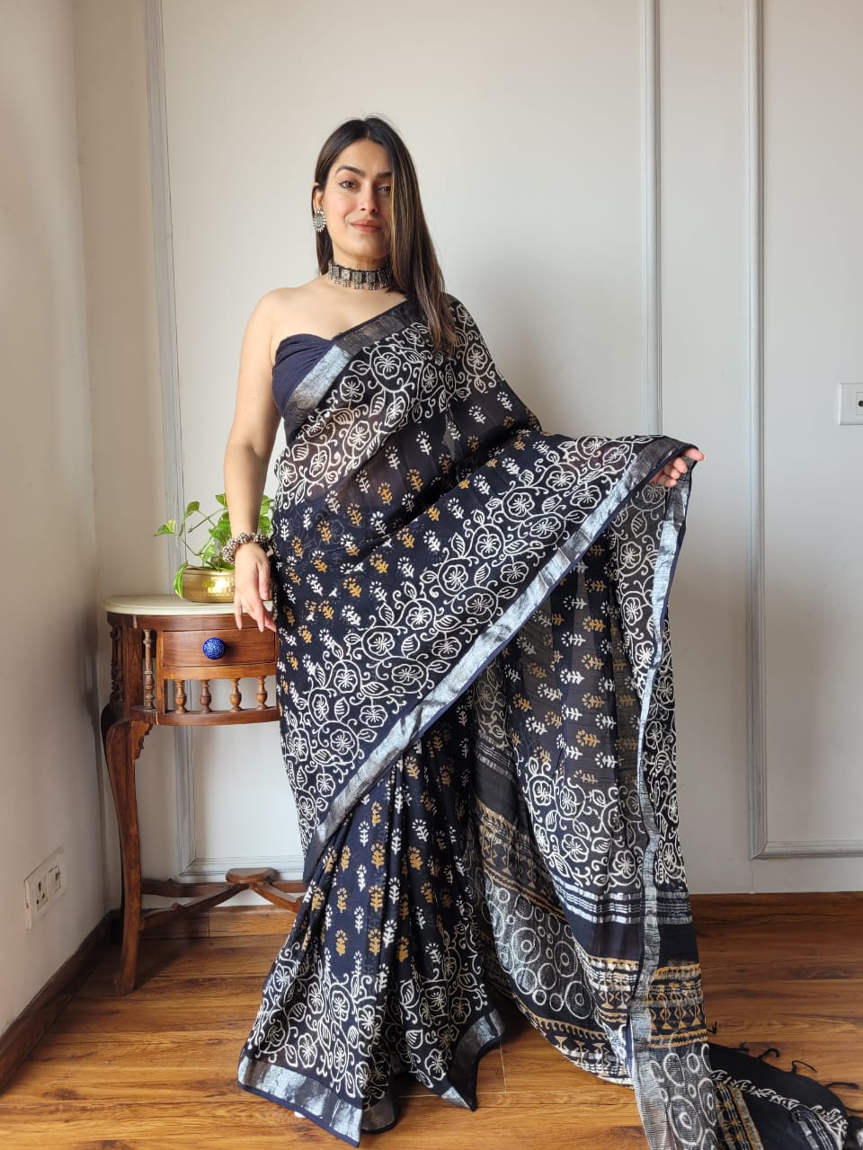 Traditional Bhagalpuri Linen Cotton Saree for Women