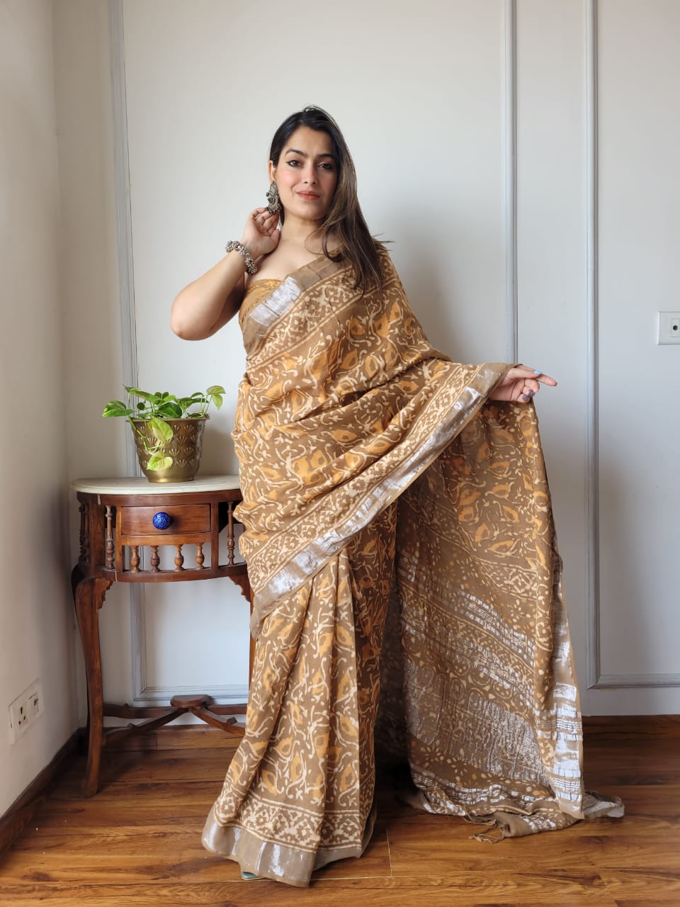 Traditional Bhagalpuri Linen Cotton Saree for Women