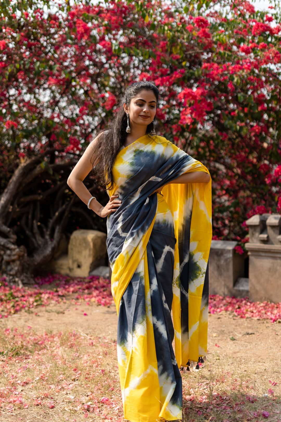 Wild Sunflower - Yellow Tie and Dye Saree